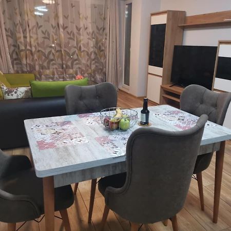 New Apartment Near City Center With Free Parking Sófia Exterior foto